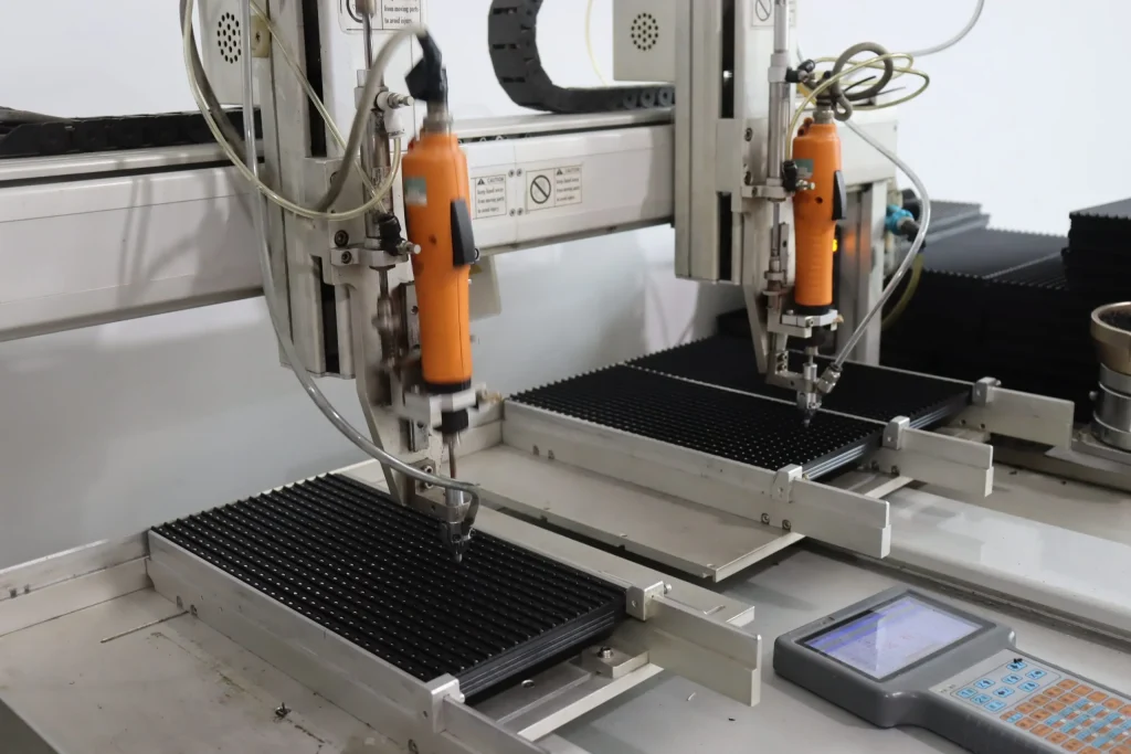 LED display production machine